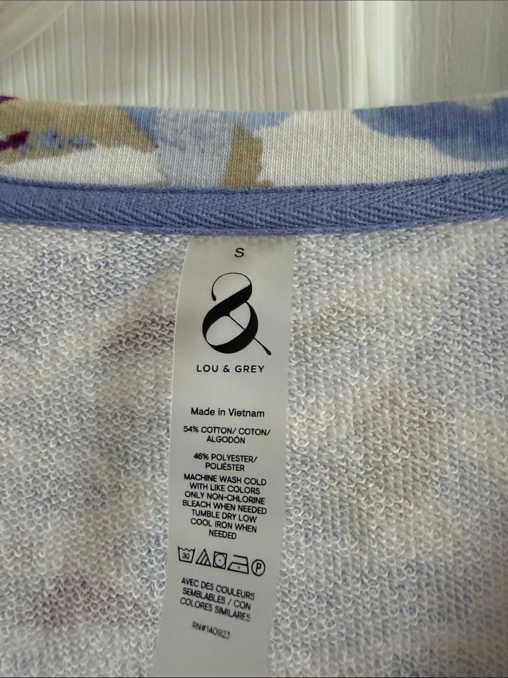 Lou & Grey V-neck French Terry Dress Size Small - Picture 6 of 10